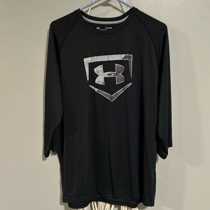 Under Armour baseball shirt. (XL)